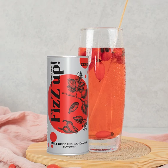 FiZz up! csípős csipkebogyó, kardamom ízű szénsavas üdítőital, édesítőszerekkel